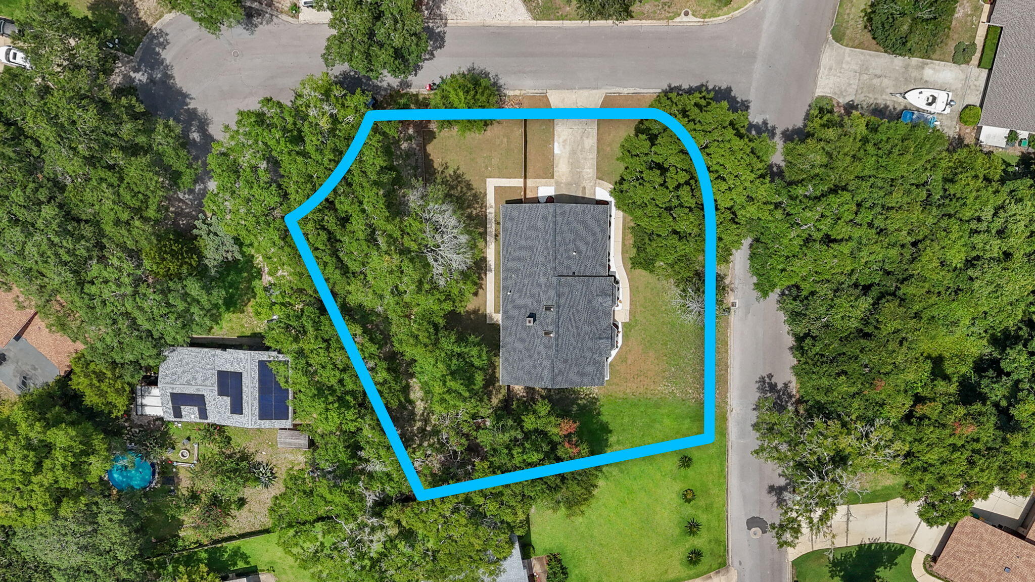 2313 Canal Drive Niceville, FL 32578 - Photo 43 of 52 an aerial view of a house