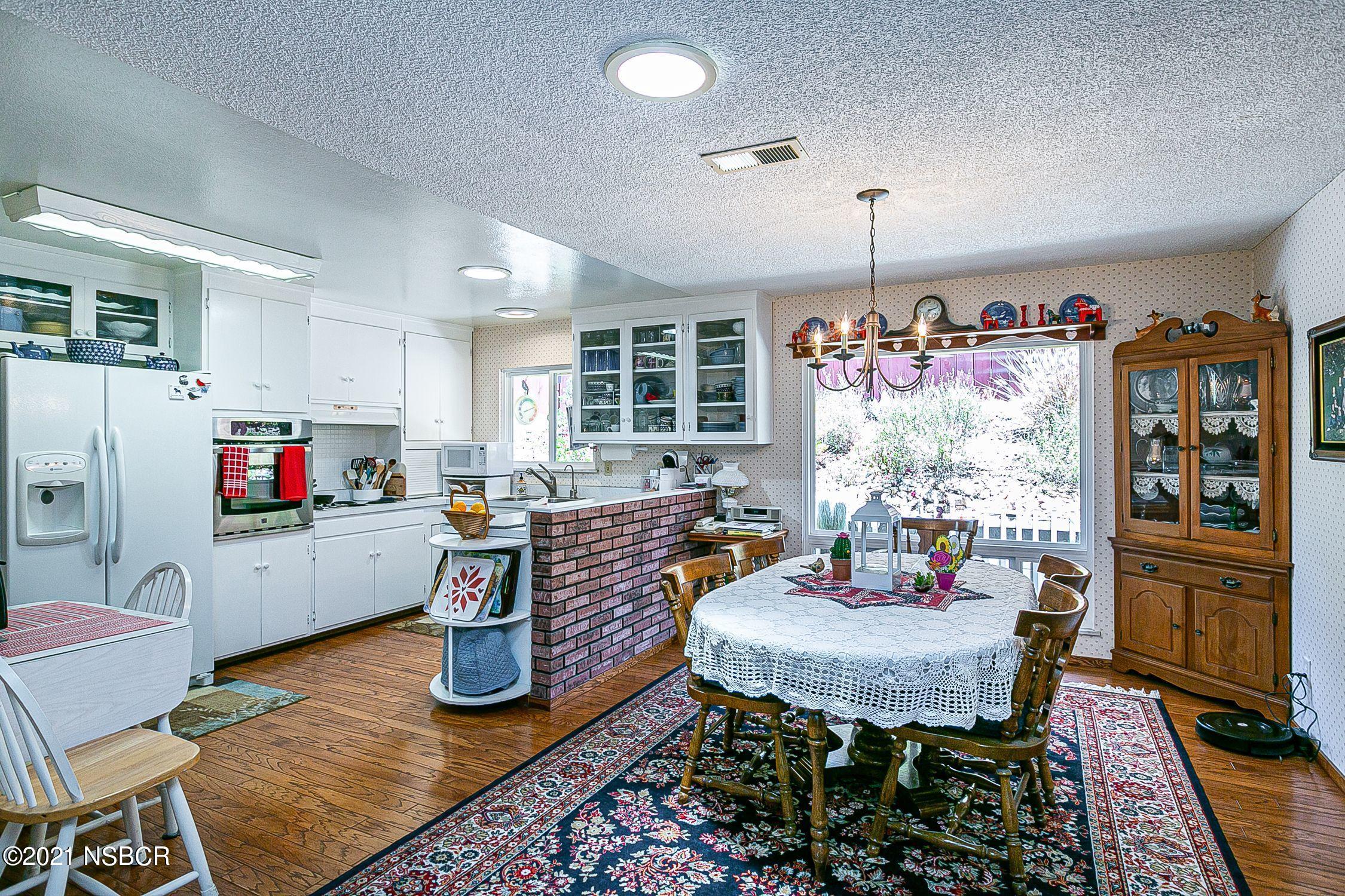 690 Moonglow Road Lompoc, CA 93436 - Photo 6 of 33 690 Moonglow RD 6