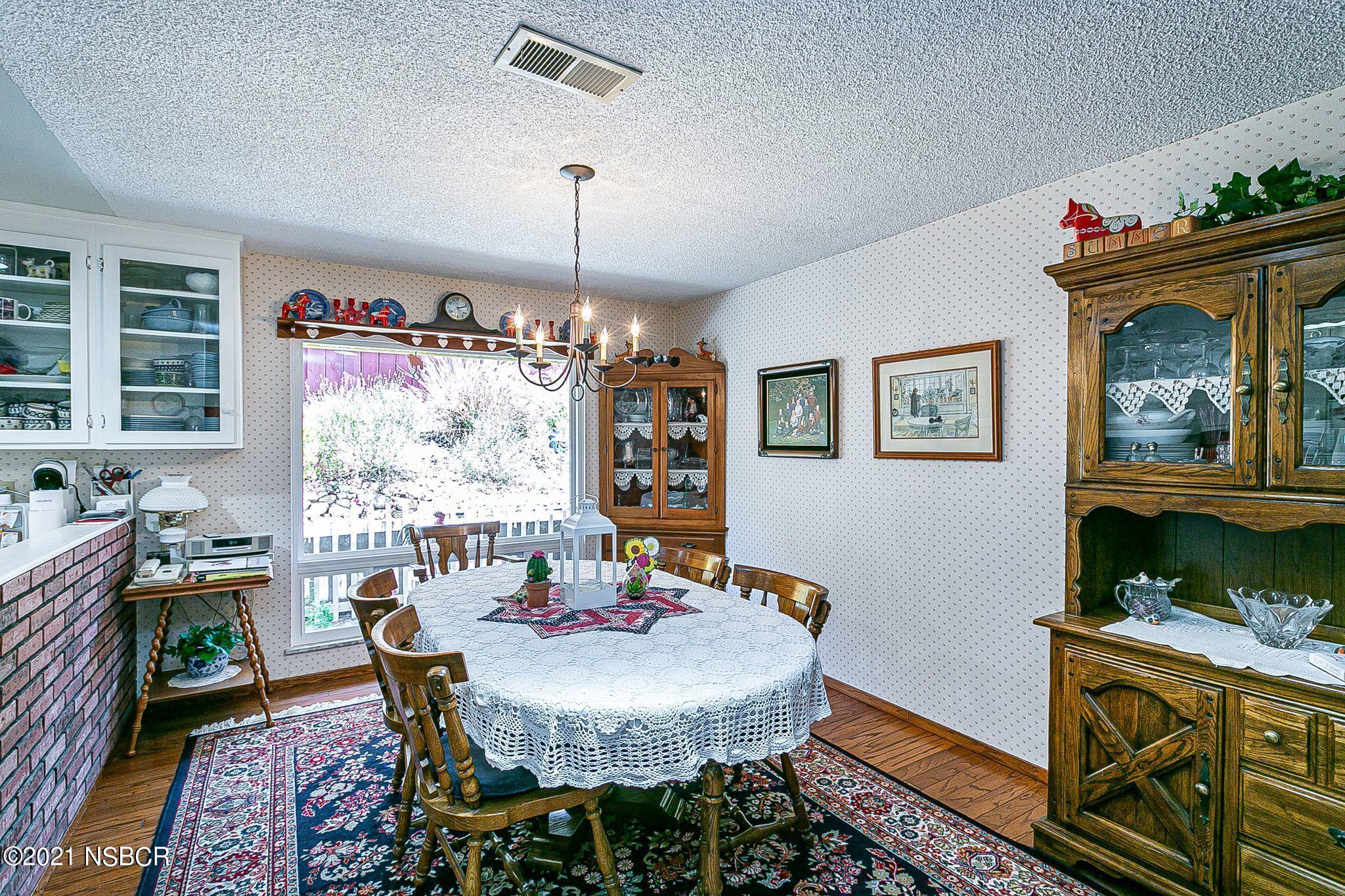 690 Moonglow Road Lompoc, CA 93436 - Photo 7 of 33 690 Moonglow RD 7