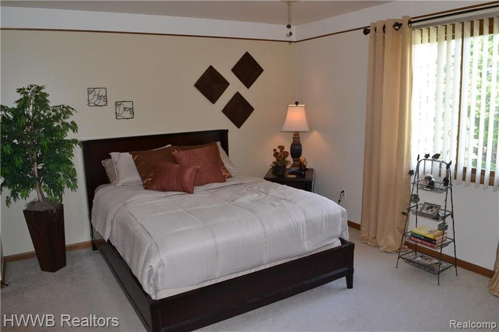 3424 Wedgewood Drive Rochester Hills, MI 48306 - Photo 27 of 43