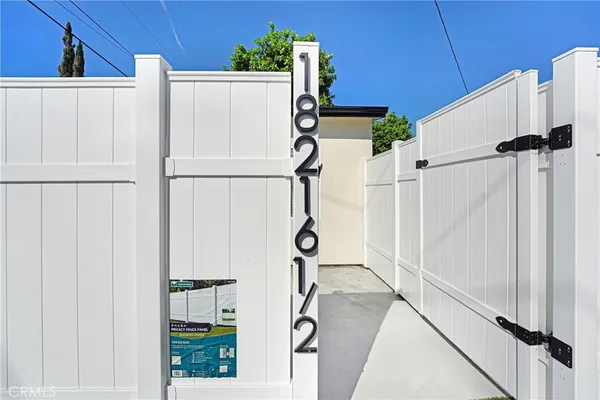 $1,429,000 | 18216 Hartland Street, Reseda, CA 91335