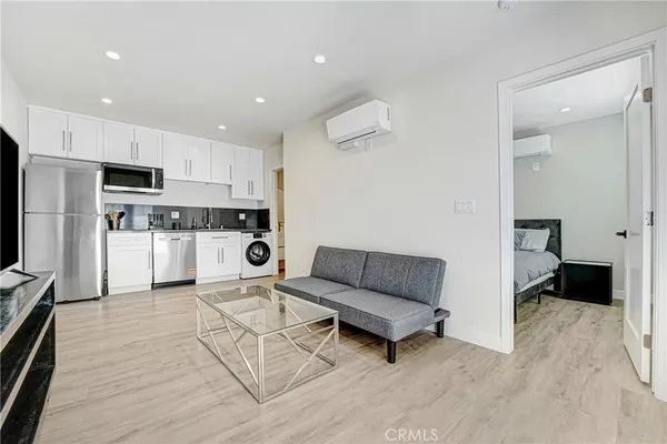 $1,429,000 | 18216 Hartland Street, Reseda, CA 91335