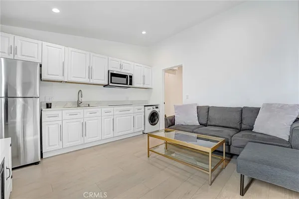 $1,429,000 | 18216 Hartland Street, Reseda, CA 91335