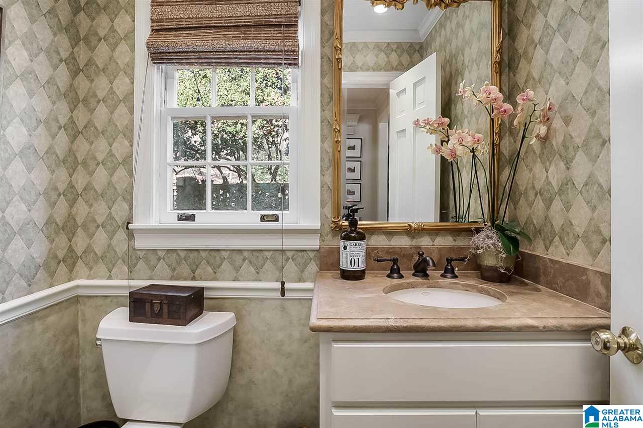 3036 Warrington Road Birmingham, AL 35223 - Photo 21 of 49