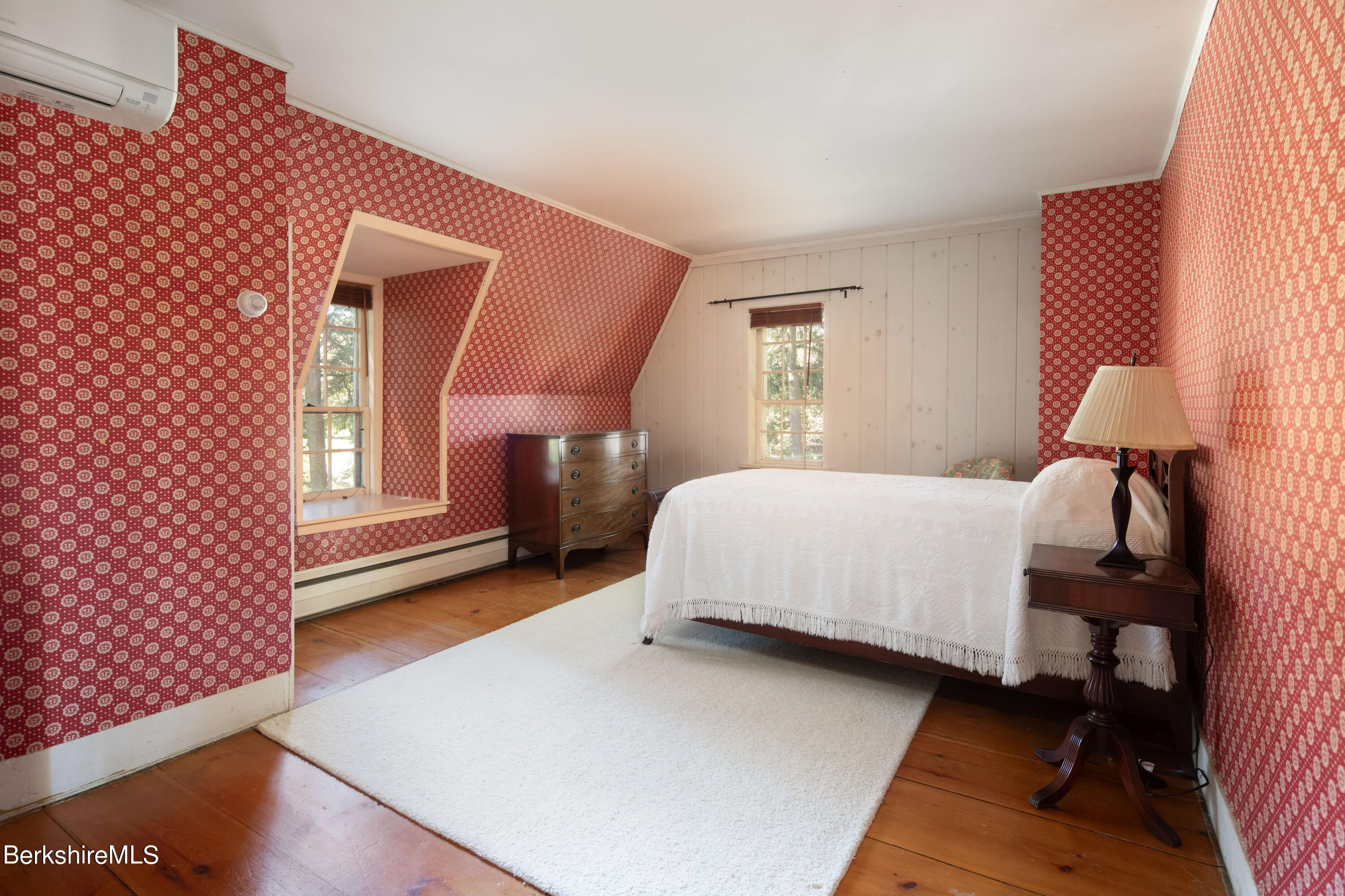 25 Sheffield Road Egremont, MA 01230 - Photo 31 of 71 Guest Room