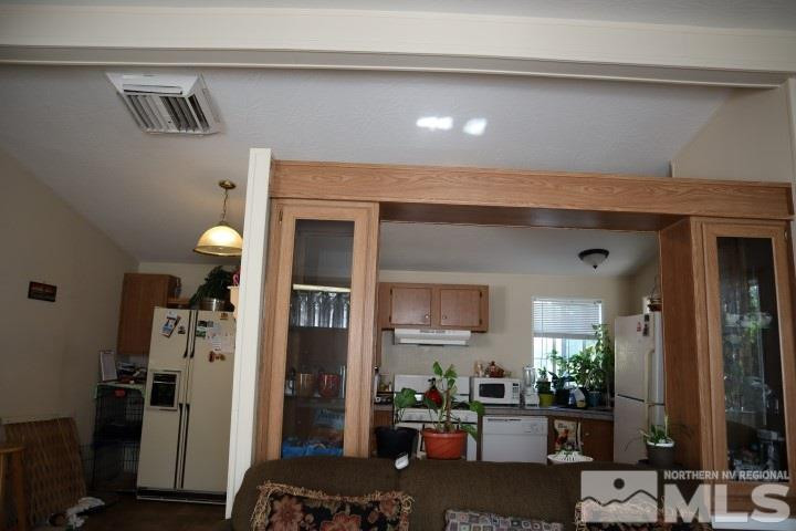 2183 Barberry Way Reno, NV 89512 - Photo 8 of 17 a living room with furniture