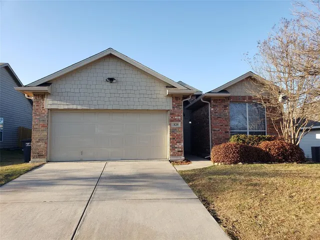 $2,200 | 820 Poncho Lane, Fort Worth, TX 76052