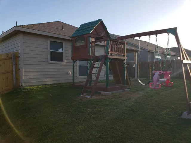 $2,200 | 820 Poncho Lane, Fort Worth, TX 76052