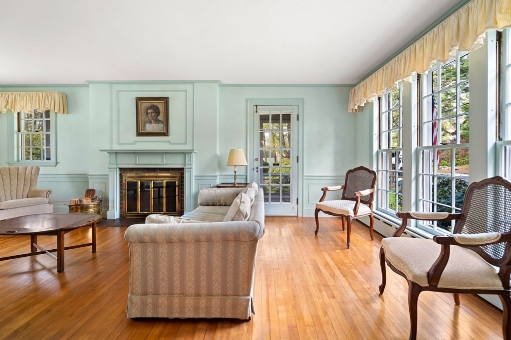 159 Colon Street Beverly, MA 01915 - Photo 13 of 40 Gallery Image 13