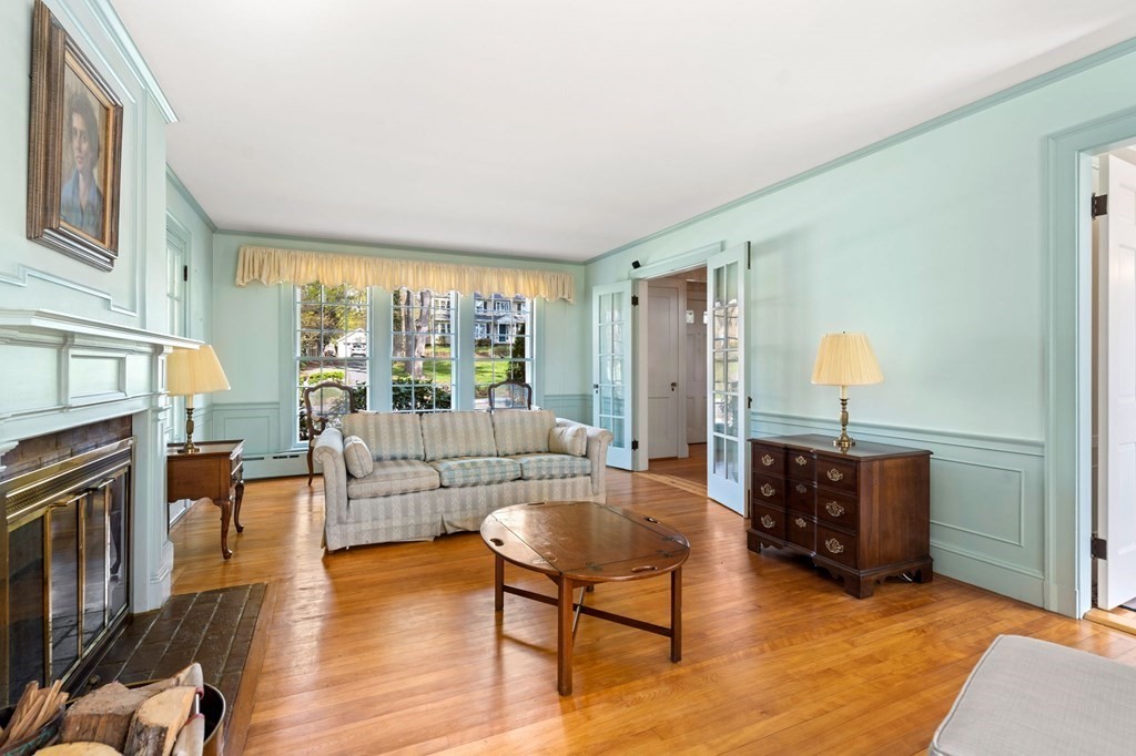 159 Colon Street Beverly, MA 01915 - Photo 15 of 40 Gallery Image 15
