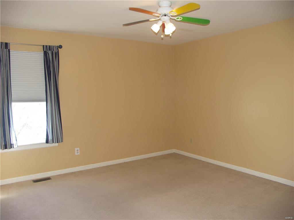 8 Compass Pointe St. Louis, MO 63129 - Photo 12 of 23 Gallery Image 12