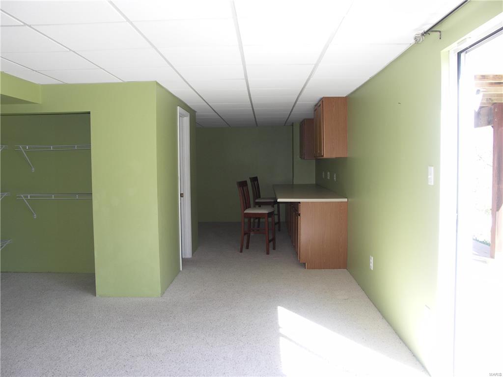 8 Compass Pointe St. Louis, MO 63129 - Photo 18 of 23 Gallery Image 18