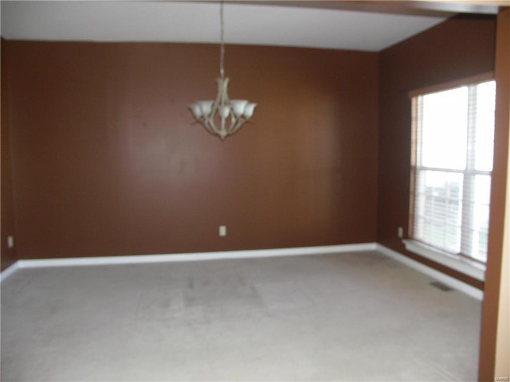 8 Compass Pointe St. Louis, MO 63129 - Photo 4 of 23 Gallery Image 4
