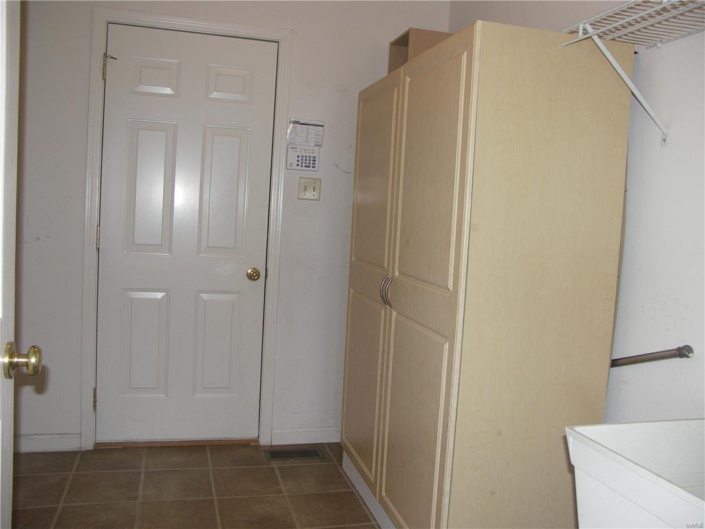 8 Compass Pointe St. Louis, MO 63129 - Photo 8 of 23 Gallery Image 8