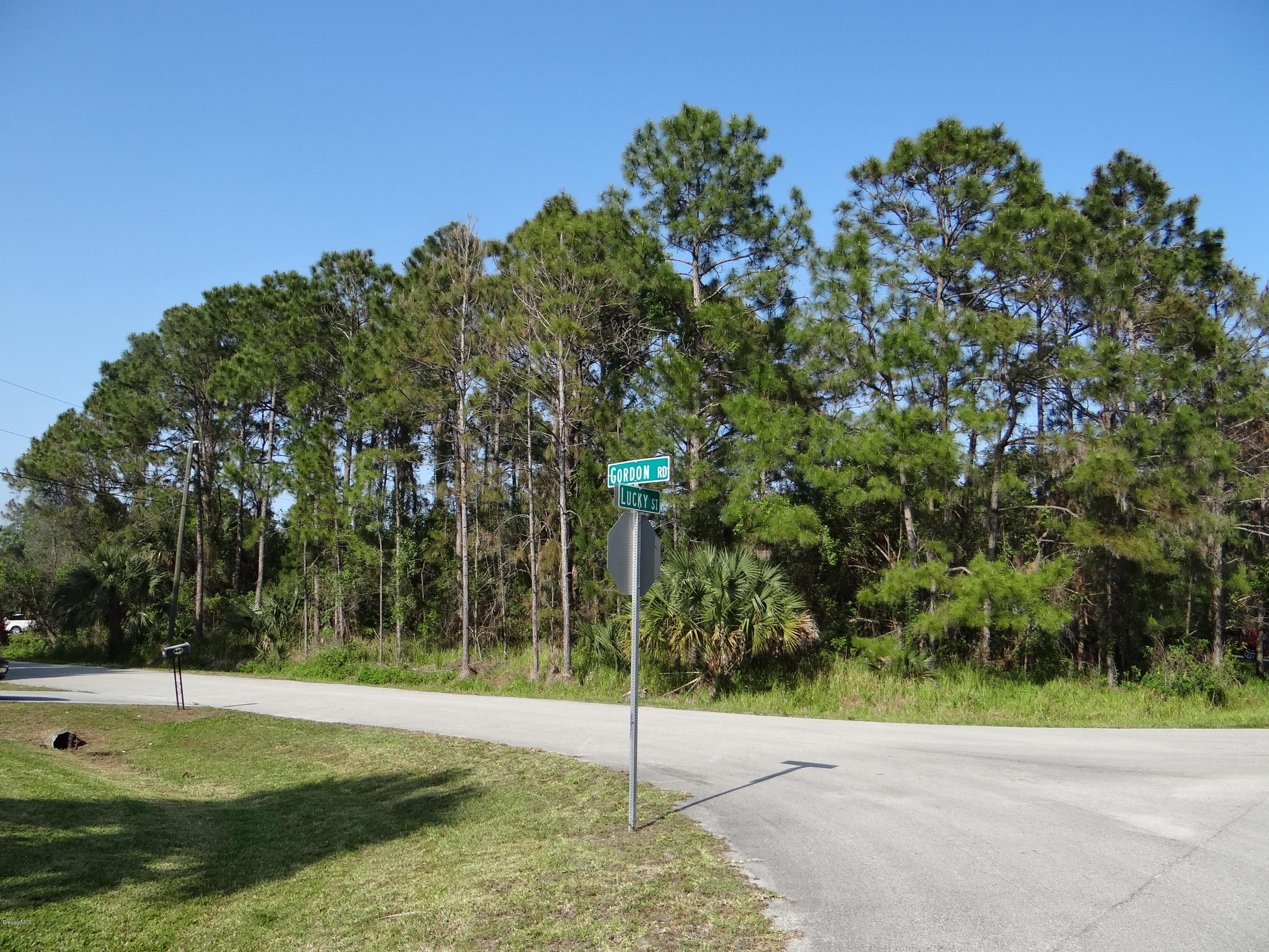 Corner Corner Gordon Road Palm Bay, FL 32907 - Photo 1 of 9 1 Corner Gordon