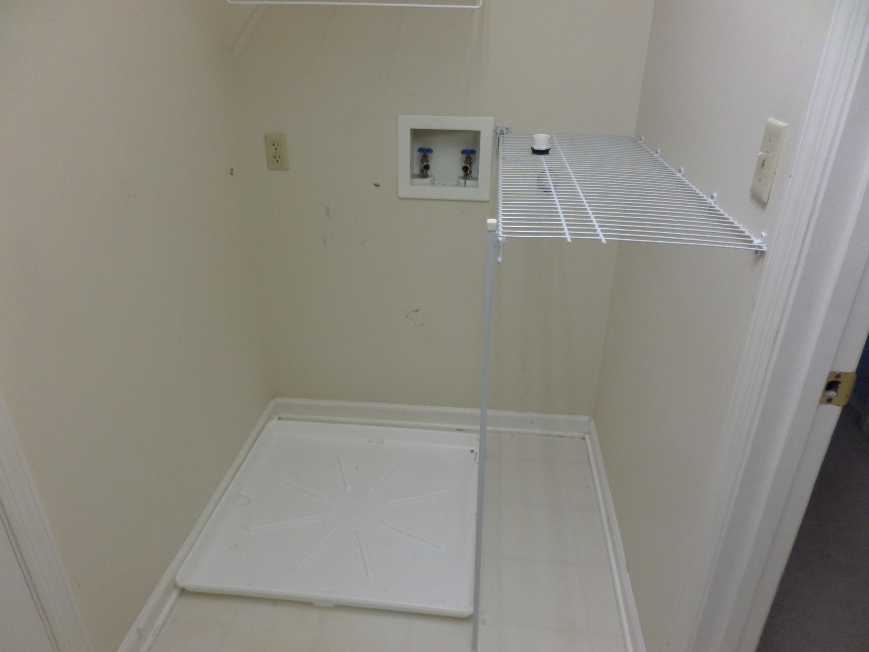 18 Radisson Cove Oak Ridge, TN 37830 - Photo 27 of 40 Laundry 2