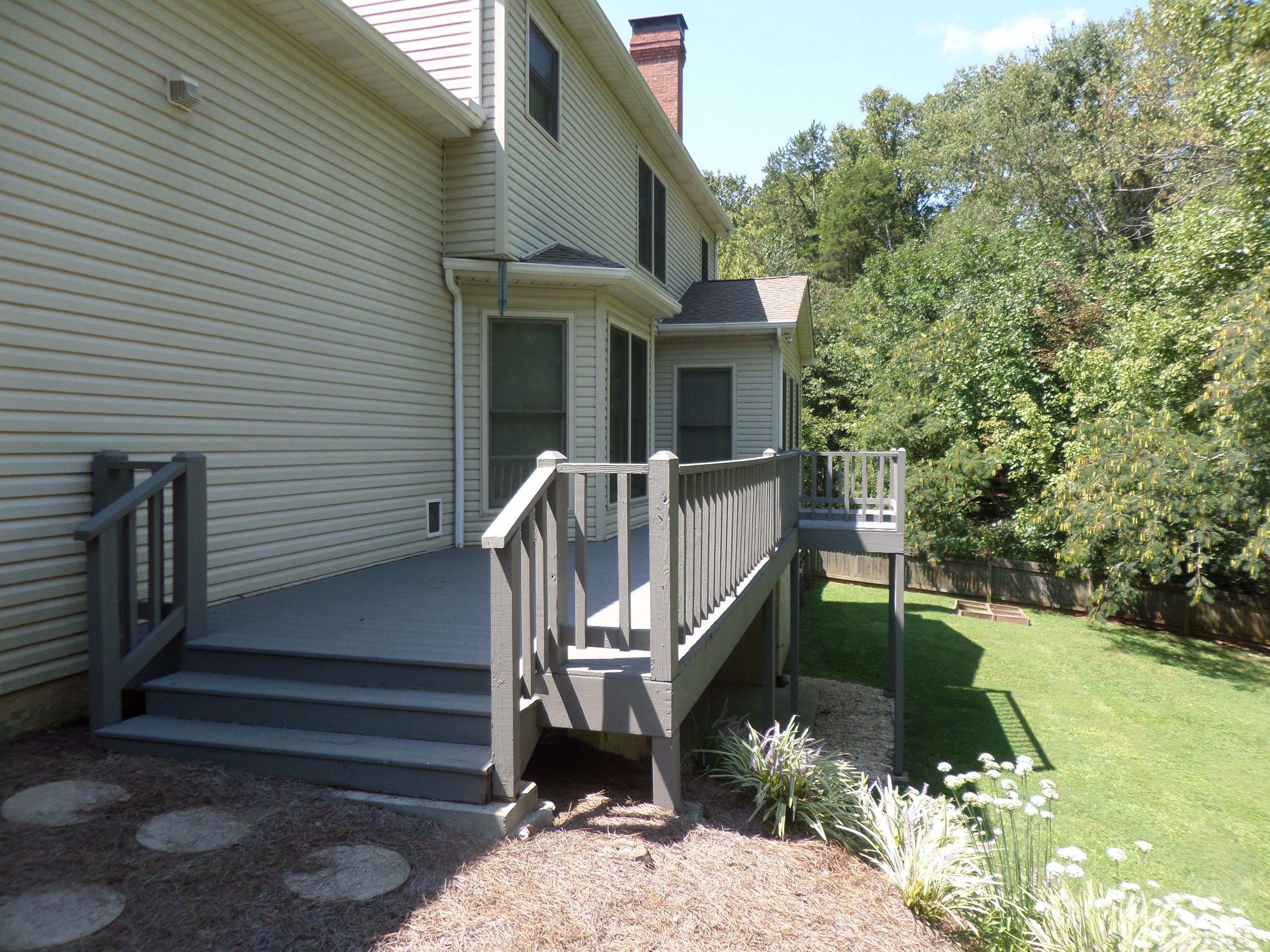 18 Radisson Cove Oak Ridge, TN 37830 - Photo 34 of 40 Deck