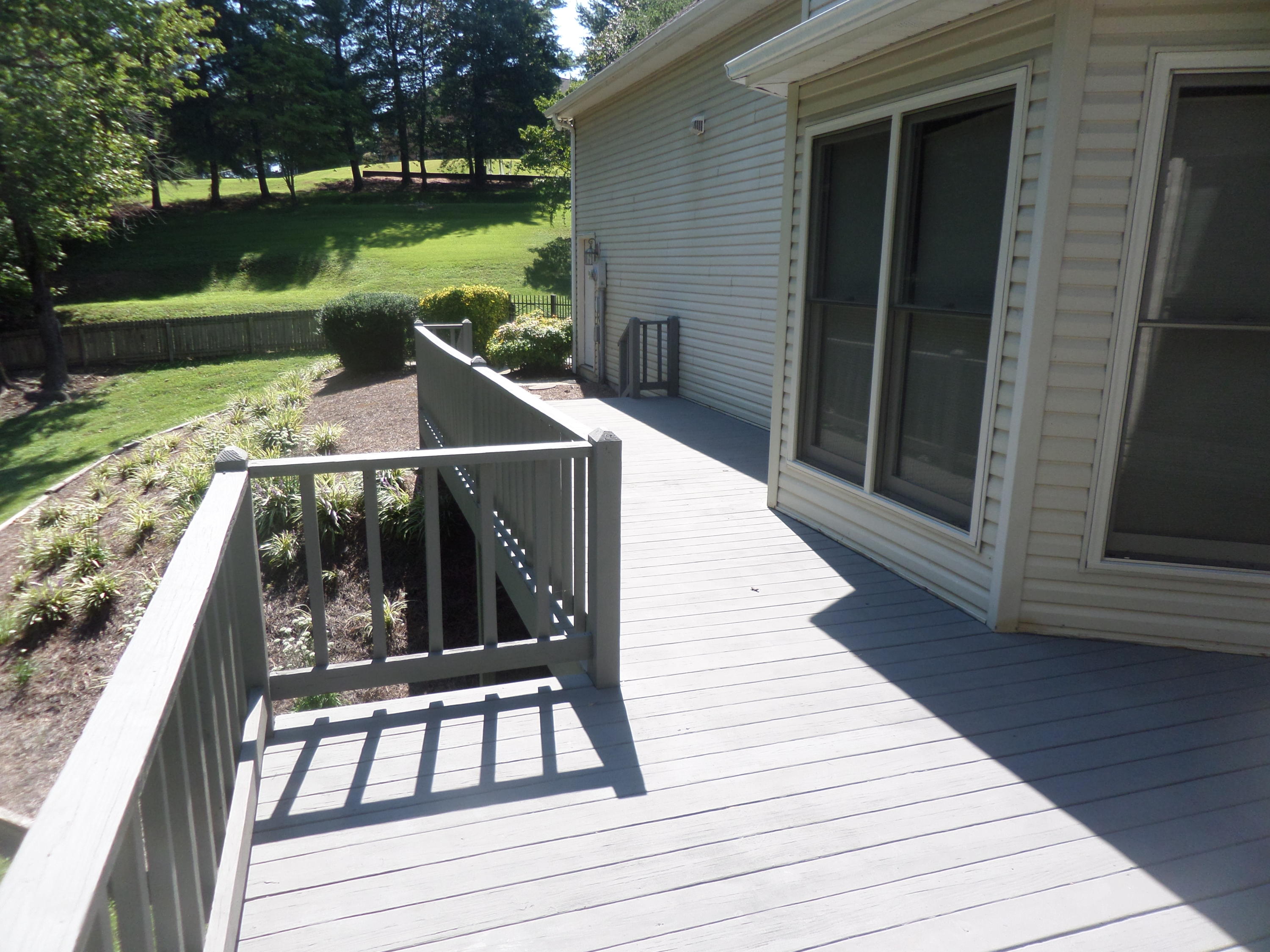 18 Radisson Cove Oak Ridge, TN 37830 - Photo 35 of 40 Deck 2