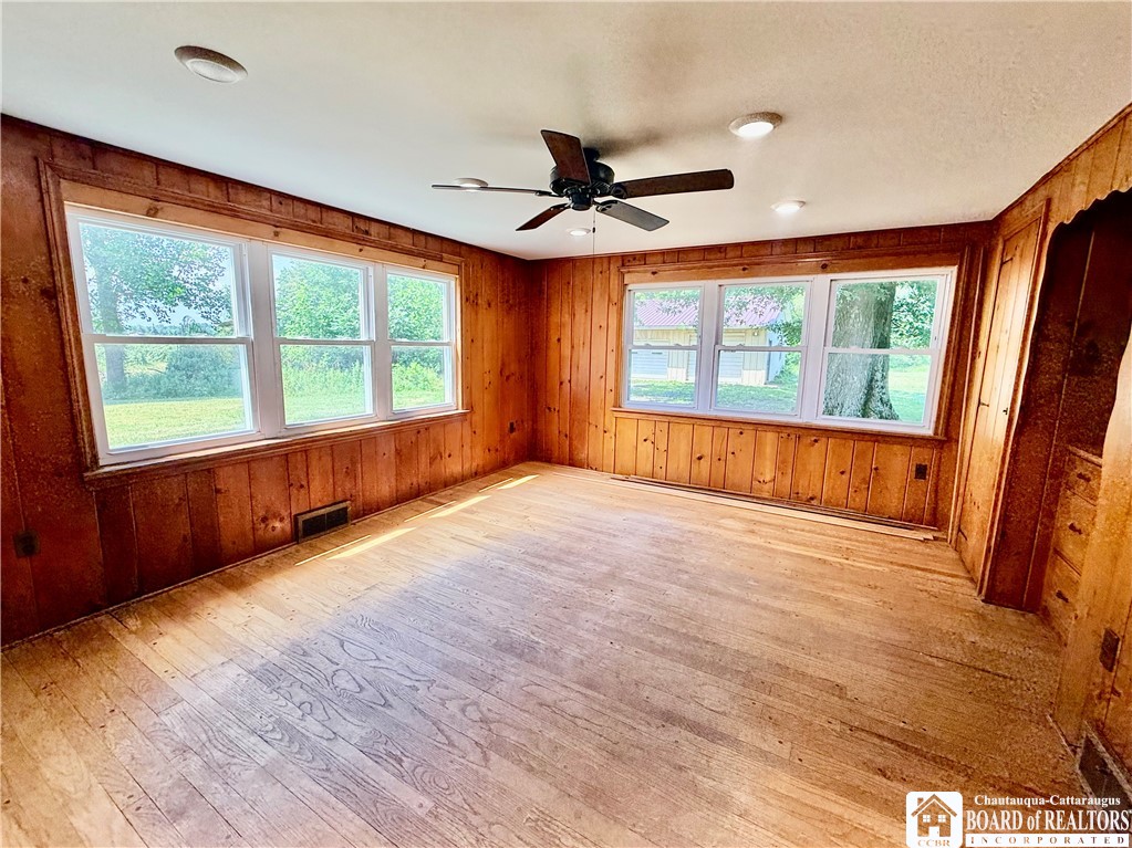 11577 Center Road Sheridan, NY 14048 - Photo 13 of 33 Bedroom 1