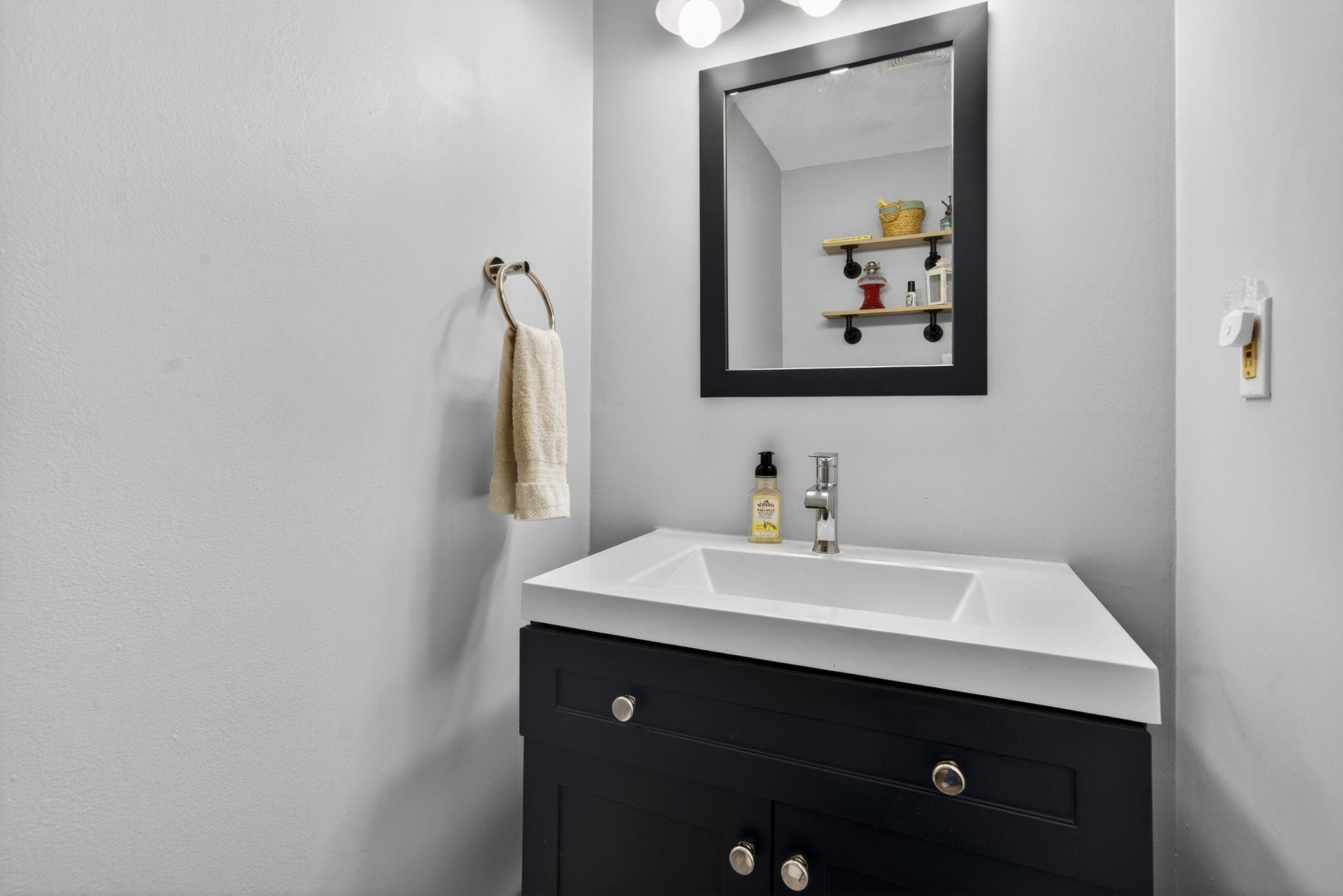 9 Donovan Court Merrimack, NH 03054 - Photo 17 of 37