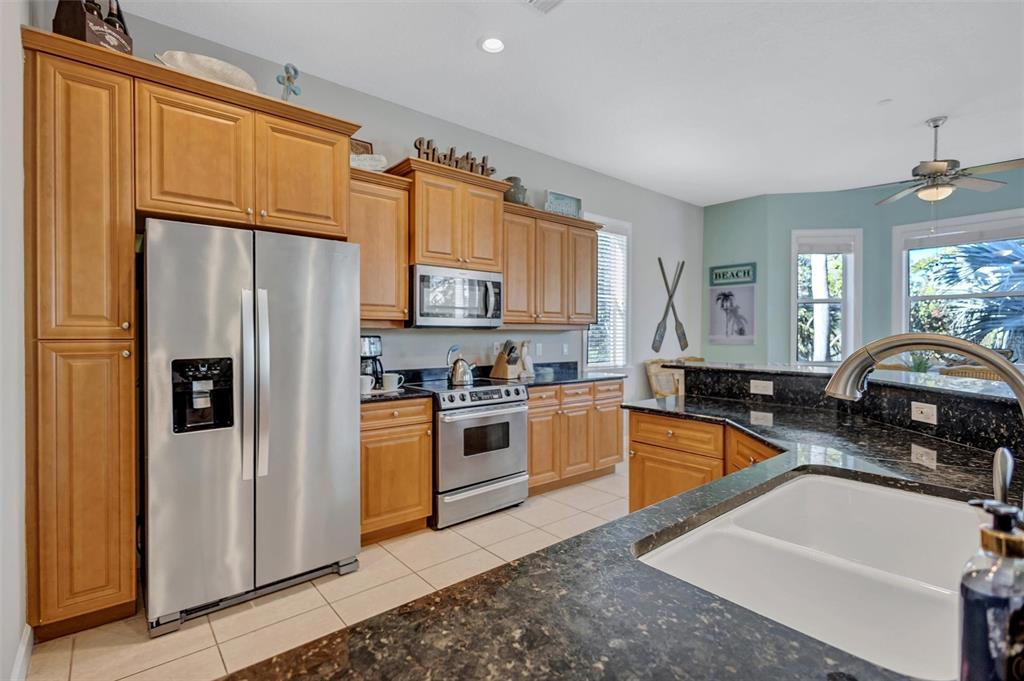 436 Canal Road, Unit A Sarasota, FL 34242 - Photo 32 of 94