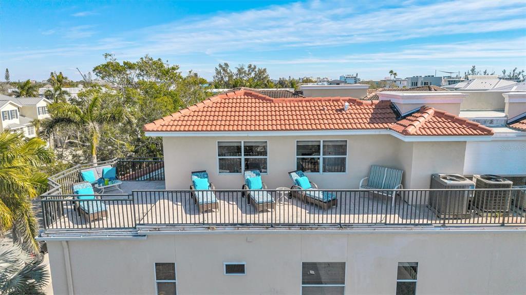 436 Canal Road, Unit A Sarasota, FL 34242 - Photo 6 of 94