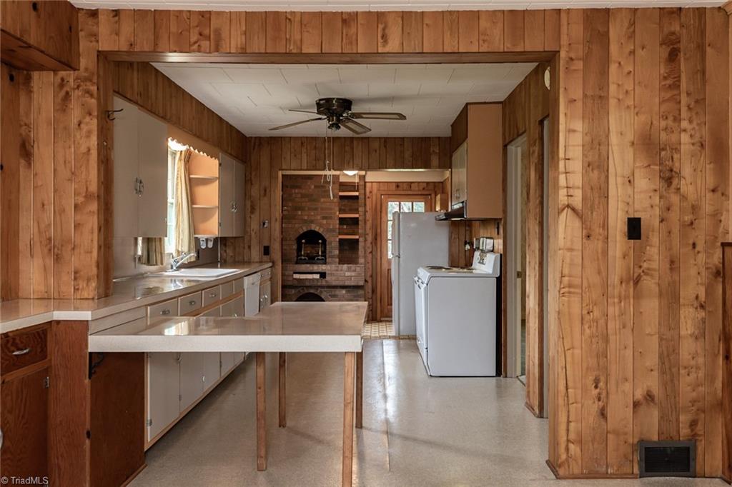 2005 Eldora Road Ararat, NC 27007 - Photo 19 of 48 Gallery Image 19