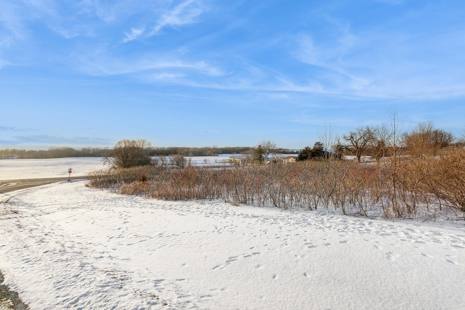 N5571 Mapleview Lane Hilbert, WI 54129 - Photo 2 of 9