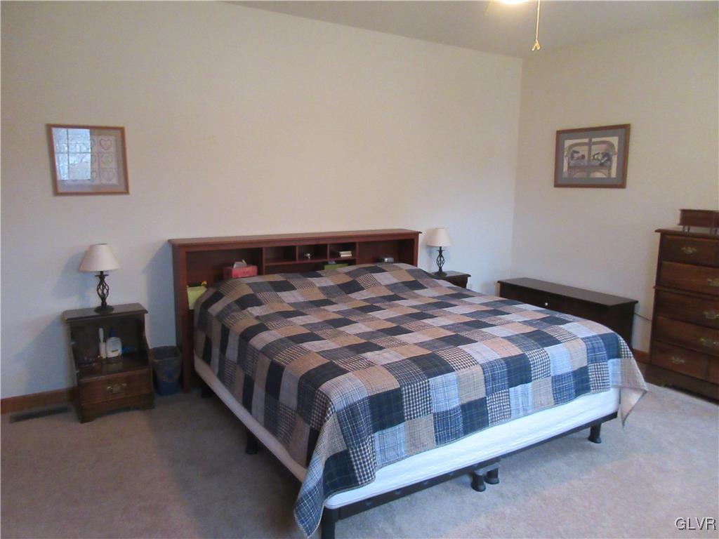 4198 Wellesley Road Bethlehem, PA 18017 - Photo 20 of 48 Gallery Image 20