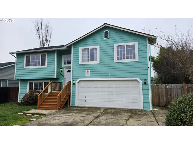 a view of a house with a patio