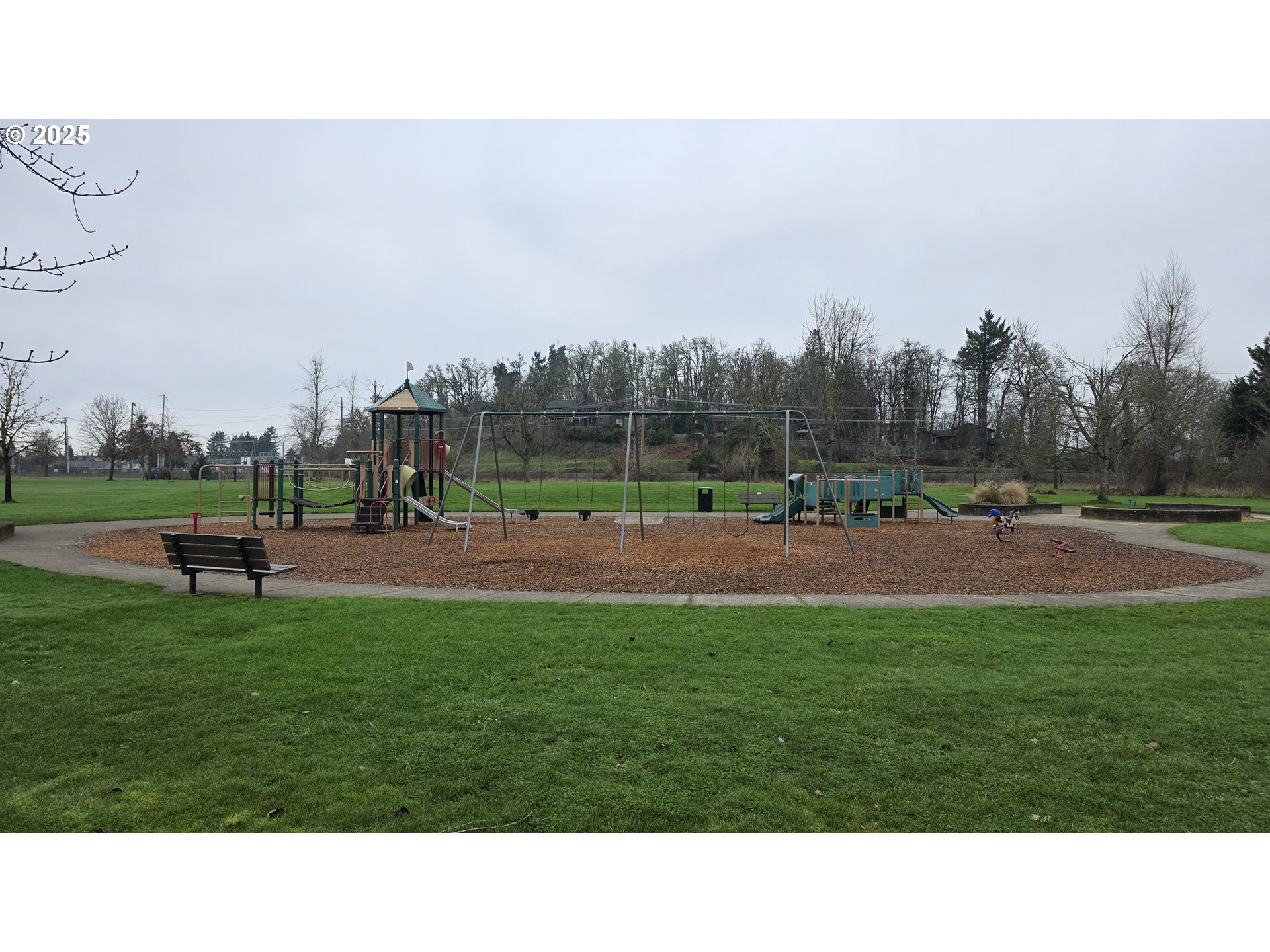 934 South 46th Street Springfield, OR 97478 - Photo 37 of 37 a view of outdoor space with city view