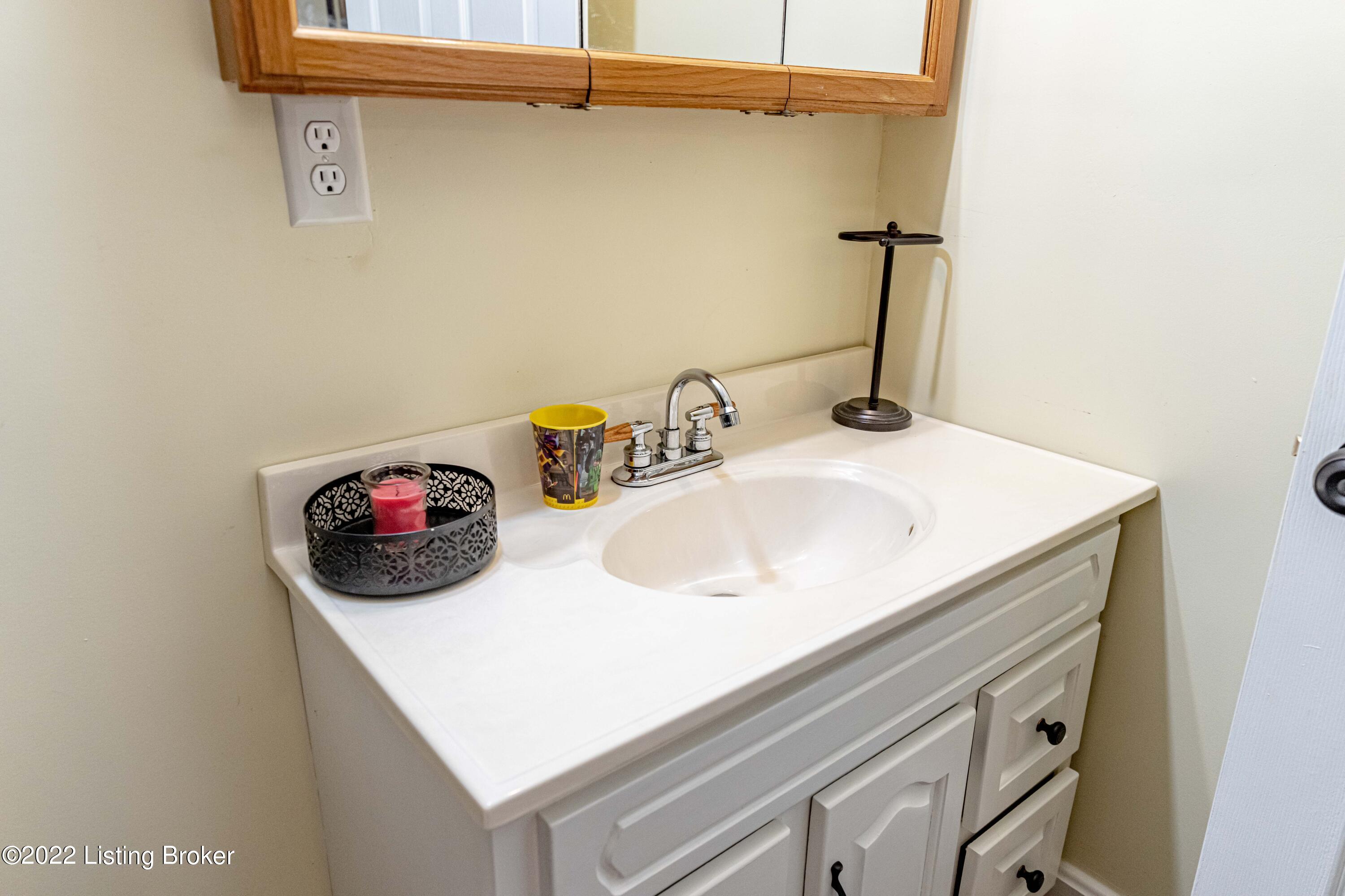 6512 Bowling Green Road Caneyville, KY 42721 - Photo 16 of 116 DSC07696