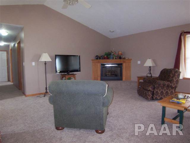 592 Tazewood Road Metamora, IL 61548 - Photo 4 of 15 Gallery Image 4