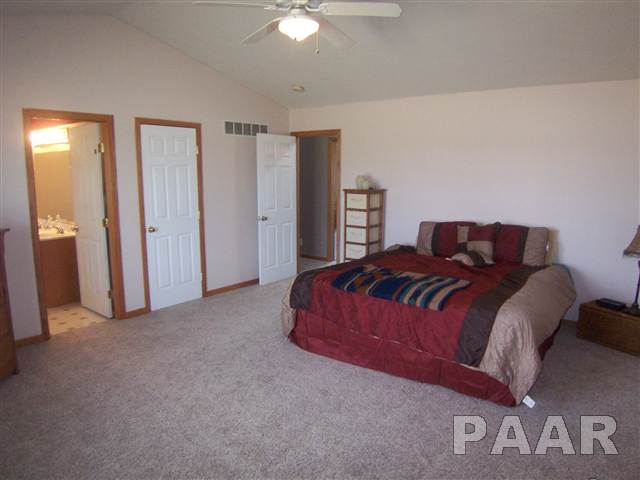592 Tazewood Road Metamora, IL 61548 - Photo 10 of 15 Gallery Image 10
