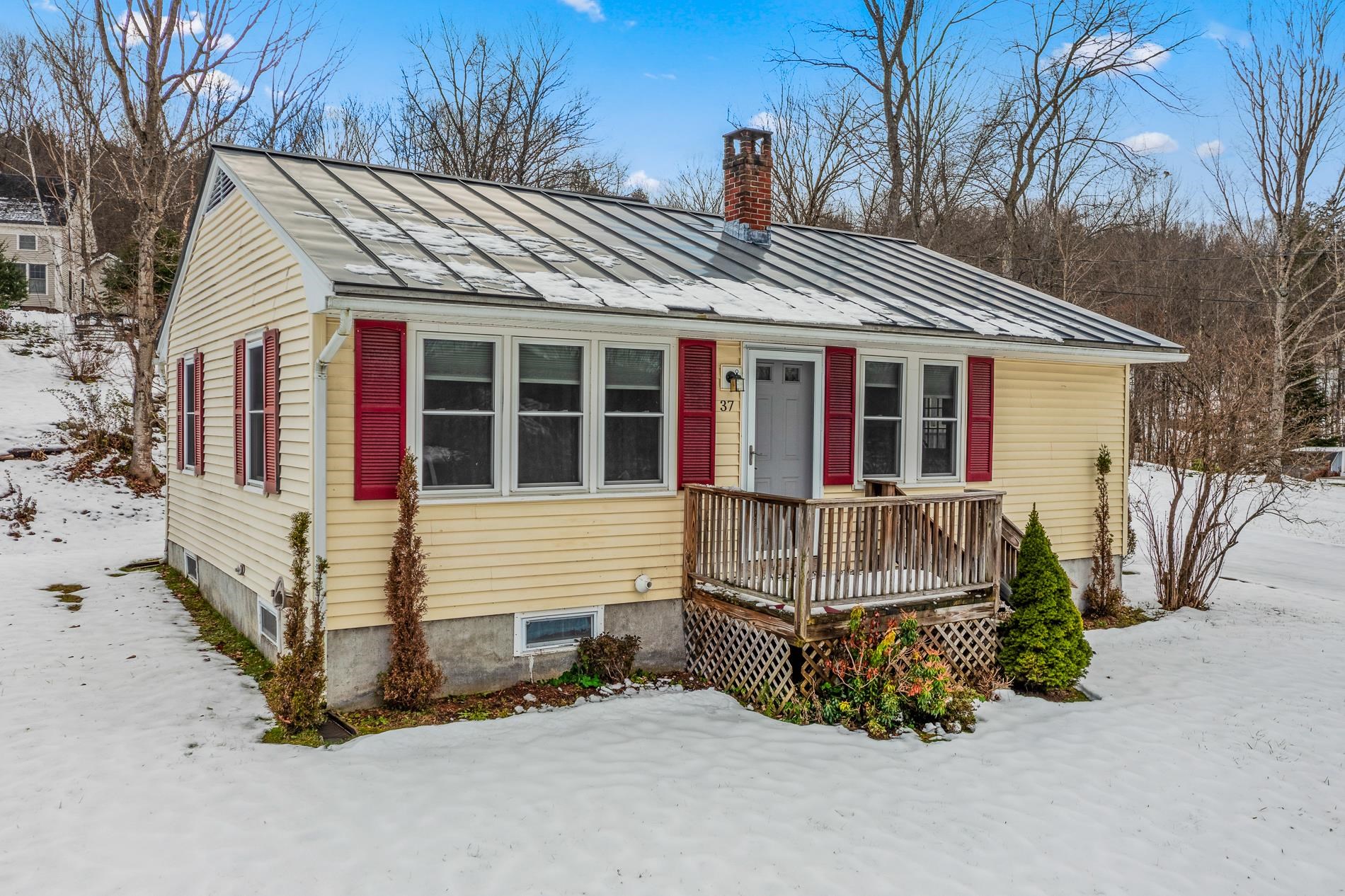 37 Atwood Avenue Woodstock, VT 05091 - Photo 1 of 40