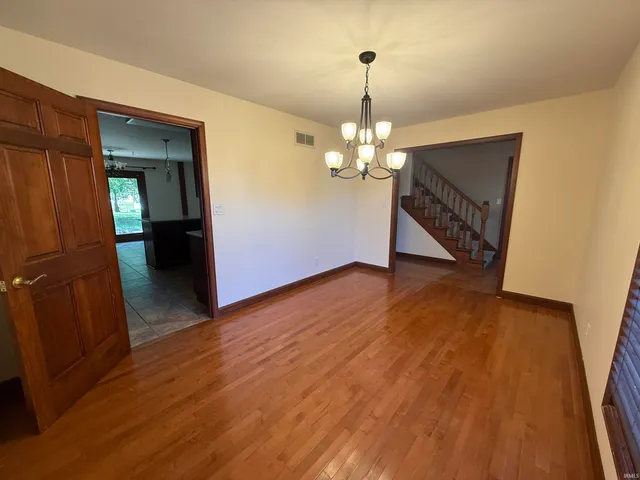 $2,250 | 425 Key W Drive, Evansville, IN 47712