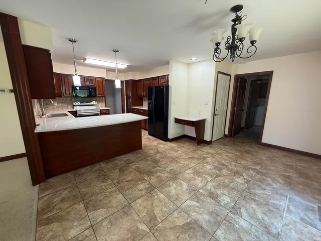 $2,250 | 425 Key W Drive, Evansville, IN 47712