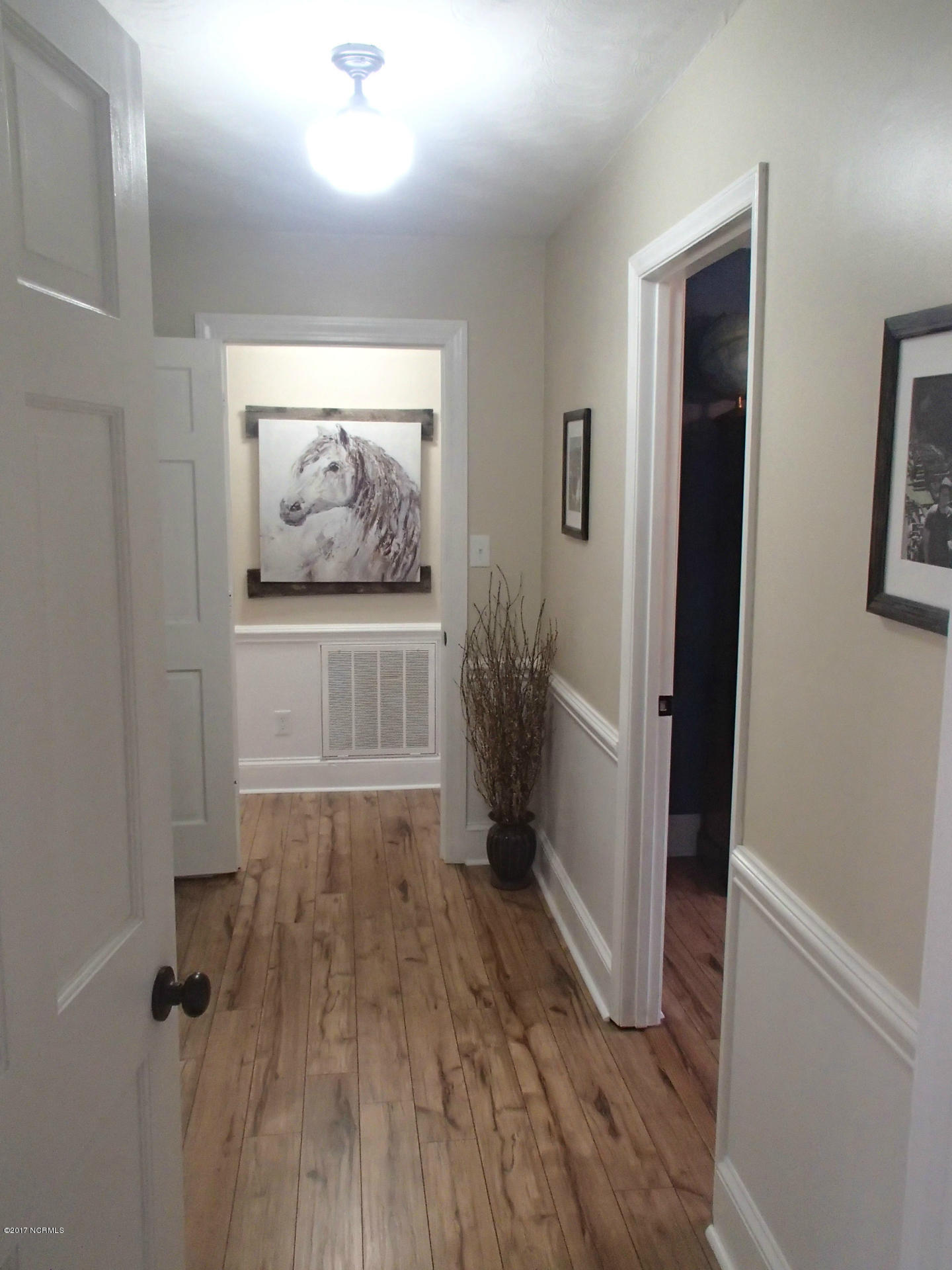 6114 County Home Road Winterville, NC 28590 - Photo 15 of 33 hallway