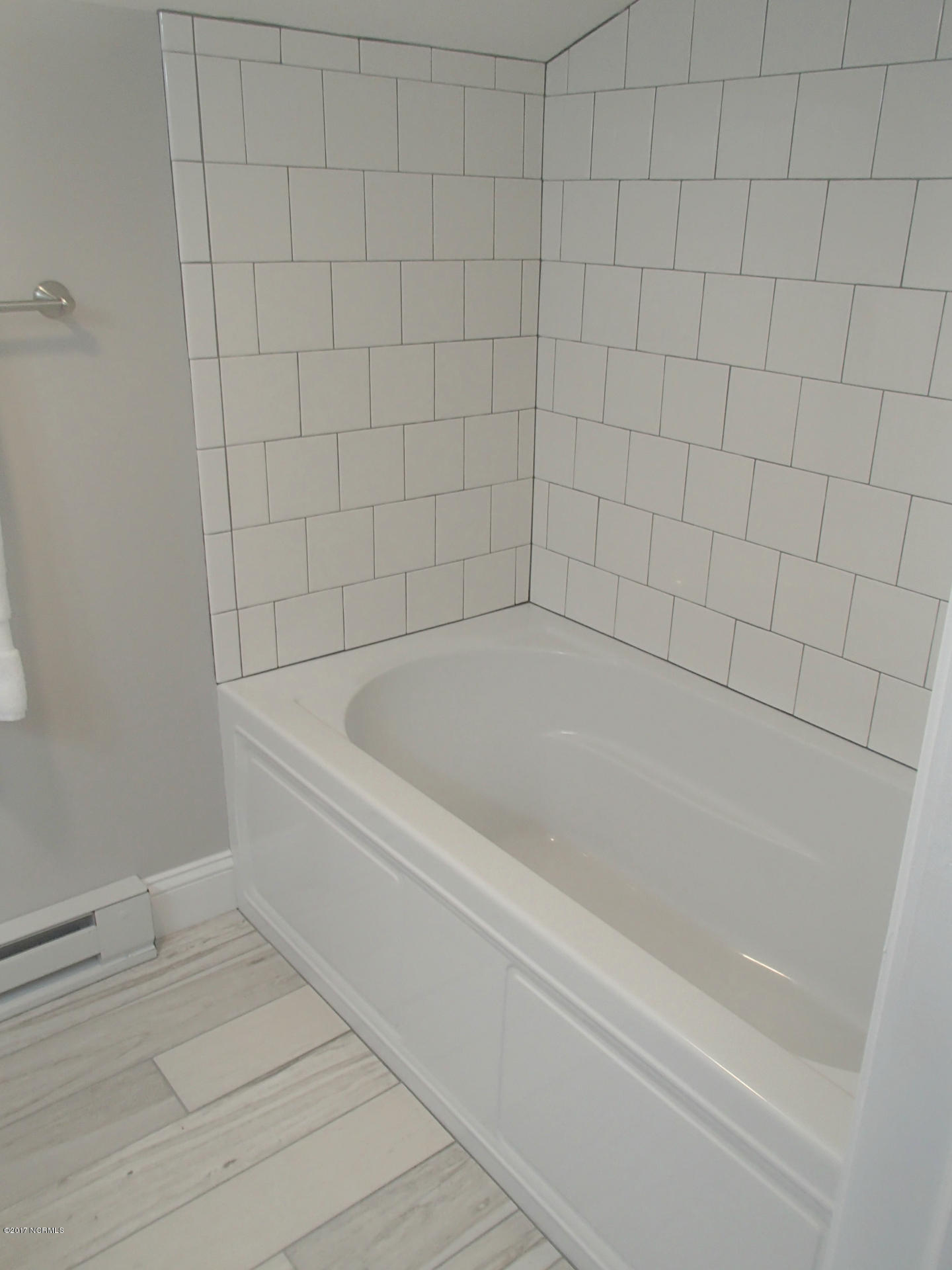 6114 County Home Road Winterville, NC 28590 - Photo 26 of 33 bath up