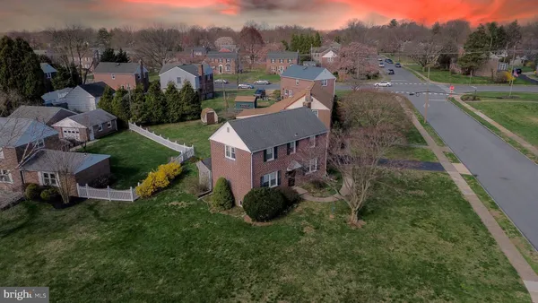 $379,999 | 616 Wayne Avenue, Springfield, PA 19064