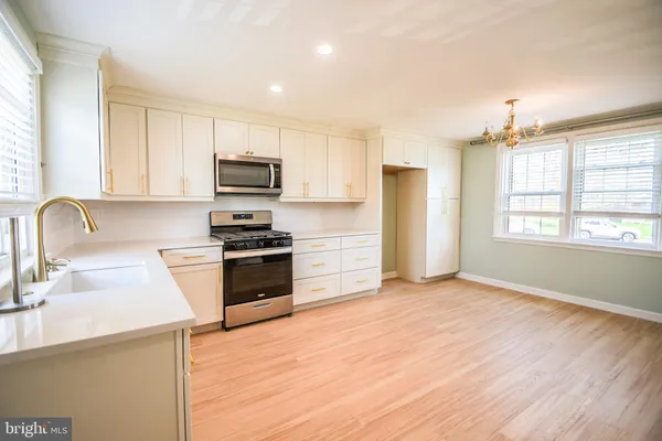 $379,999 | 616 Wayne Avenue, Springfield, PA 19064