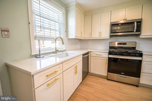 $379,999 | 616 Wayne Avenue, Springfield, PA 19064