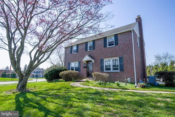 $379,999 | 616 Wayne Avenue, Springfield, PA 19064