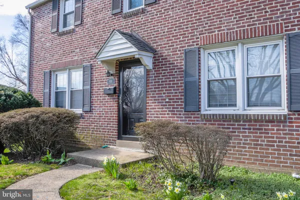 $379,999 | 616 Wayne Avenue, Springfield, PA 19064