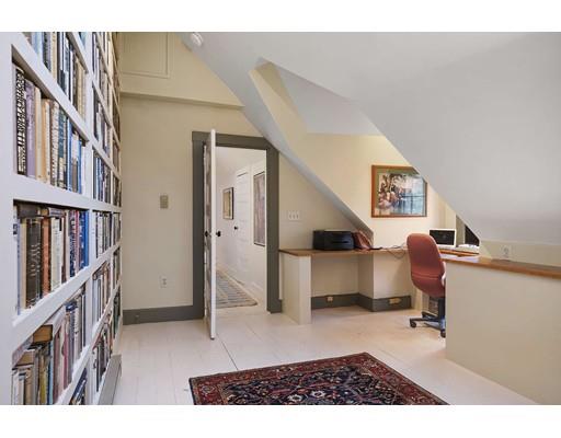 213 Brattle Street Cambridge, MA 02138 - Photo 29 of 30 a view of entryway and hall
