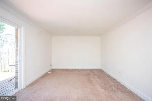 $2,800 | 19360 Running Cedar Court, Germantown, MD 20876