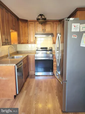 $2,800 | 19360 Running Cedar Court, Germantown, MD 20876