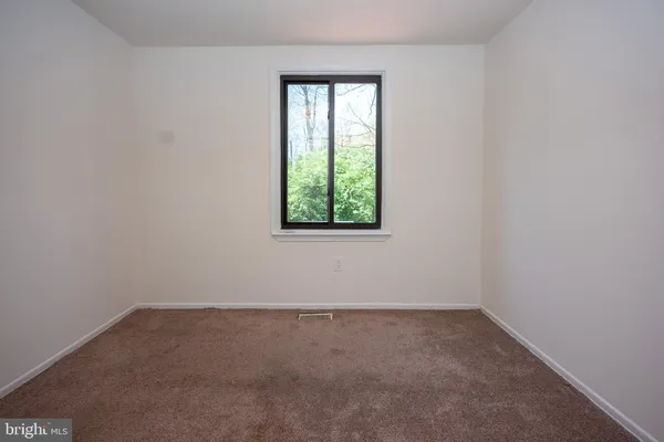 $2,800 | 19360 Running Cedar Court, Germantown, MD 20876