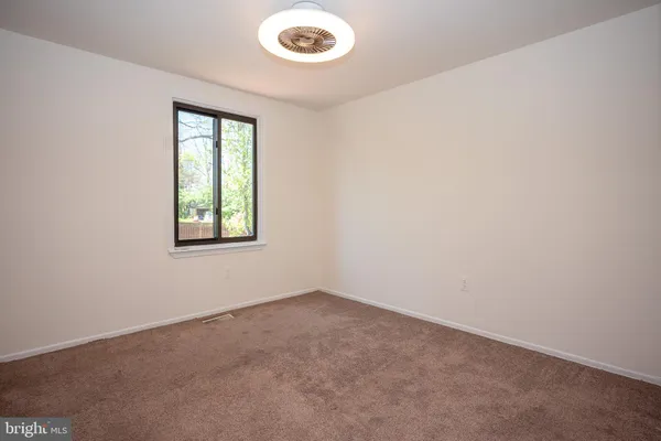 $2,800 | 19360 Running Cedar Court, Germantown, MD 20876