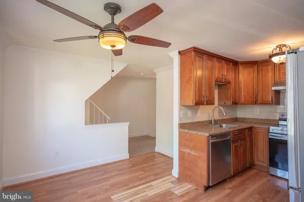 $2,800 | 19360 Running Cedar Court, Germantown, MD 20876